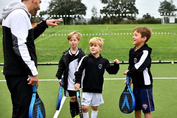 Coach and Lads