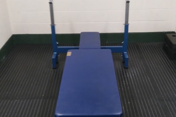 weight lifting para bench